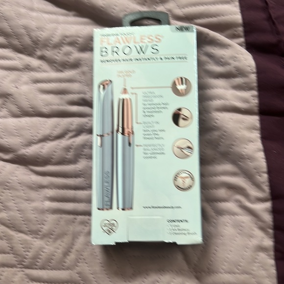 Flawless brows - Picture 2 of 3